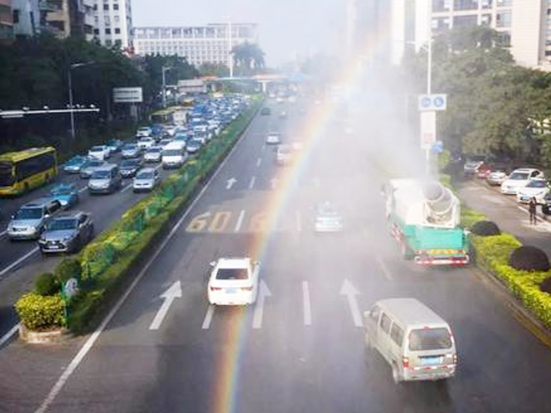 多功能抑塵車